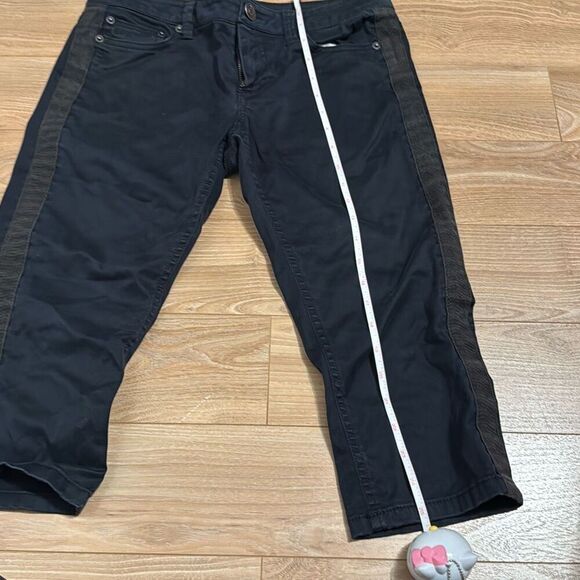 Marc Jacob women’s low rise capri jeans size 4 with side stripe - Picture 6 of 9